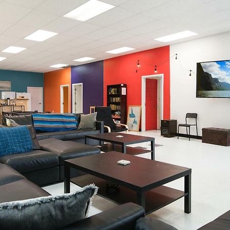 Out East Hostels - Rocky Harbour Ngoại thất bức ảnh